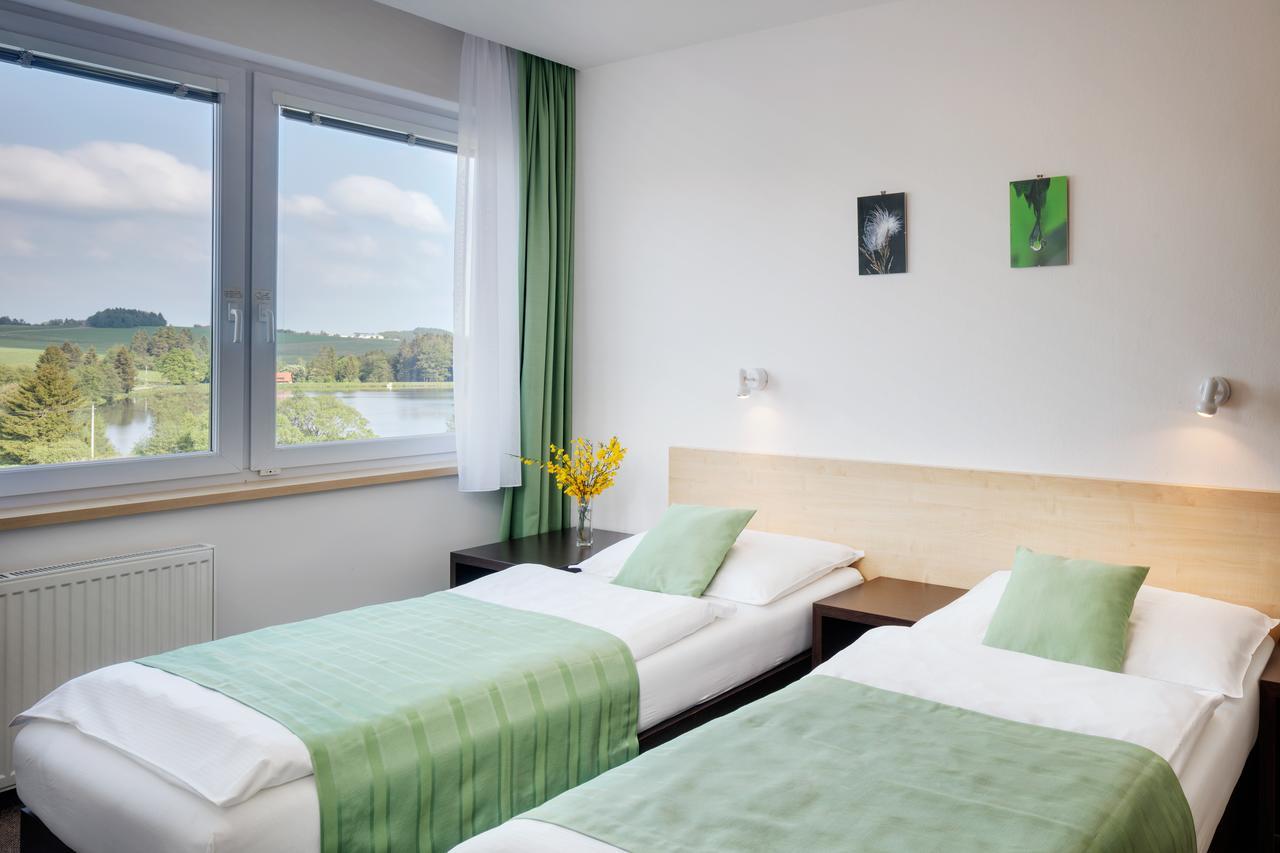 Hotel Skalsky Dvur Bystrice nad Pernstejnem Luaran gambar