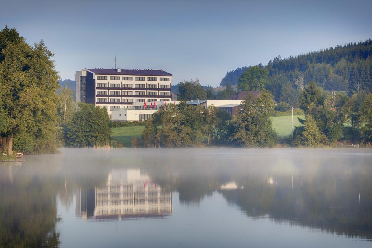 Hotel Skalsky Dvur Bystrice nad Pernstejnem Luaran gambar